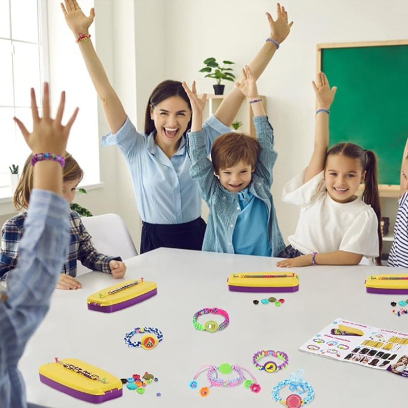 Girls Friendship Bracelet Making Creative Craft Kit